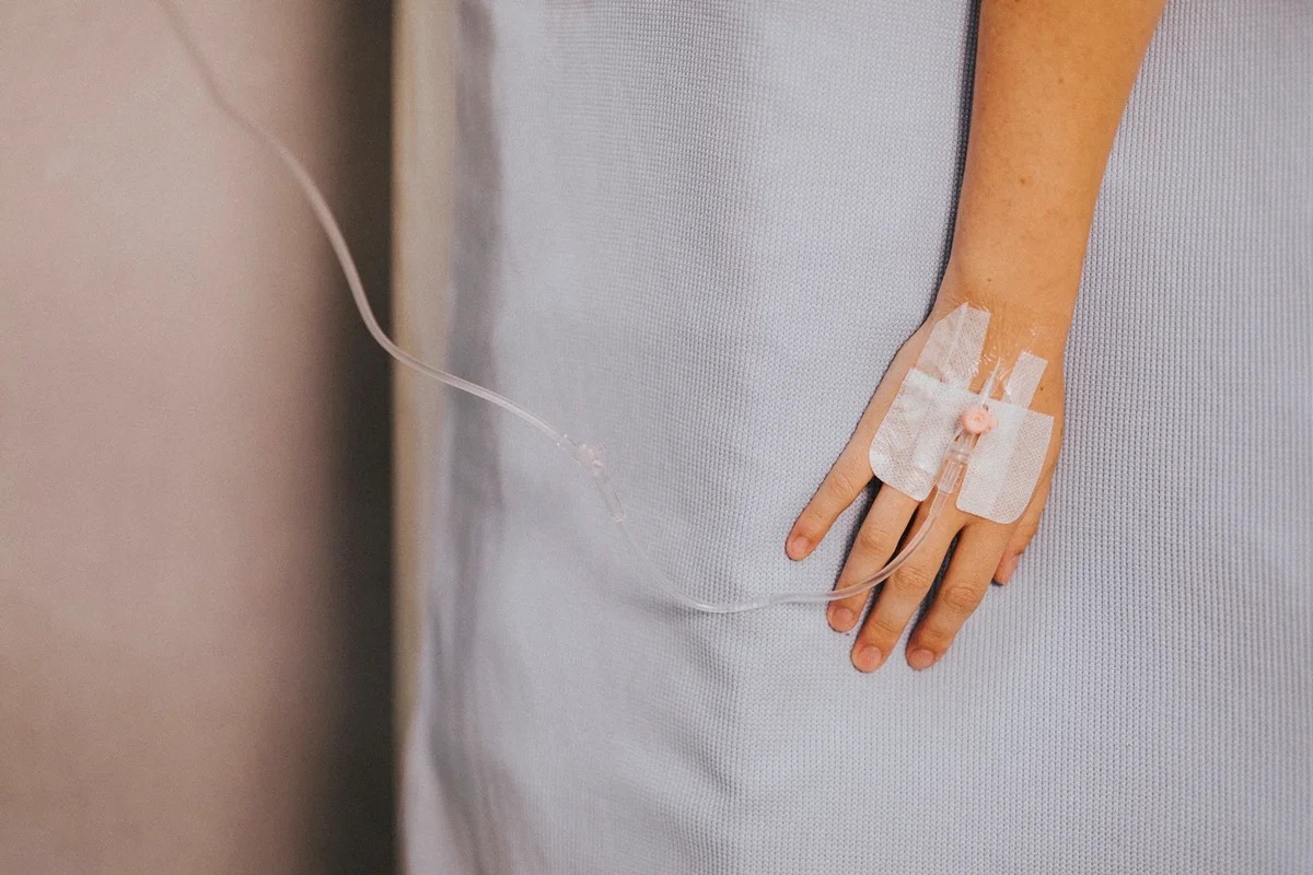 Anvisa alerta que soroterapia não tem benefícios comprovados à saúde