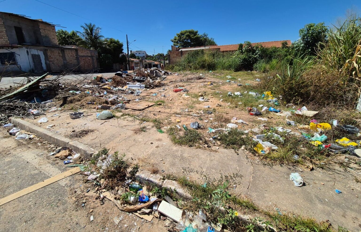 Prefeitura intensifica combate ao descarte irregular de lixo em Marabá
