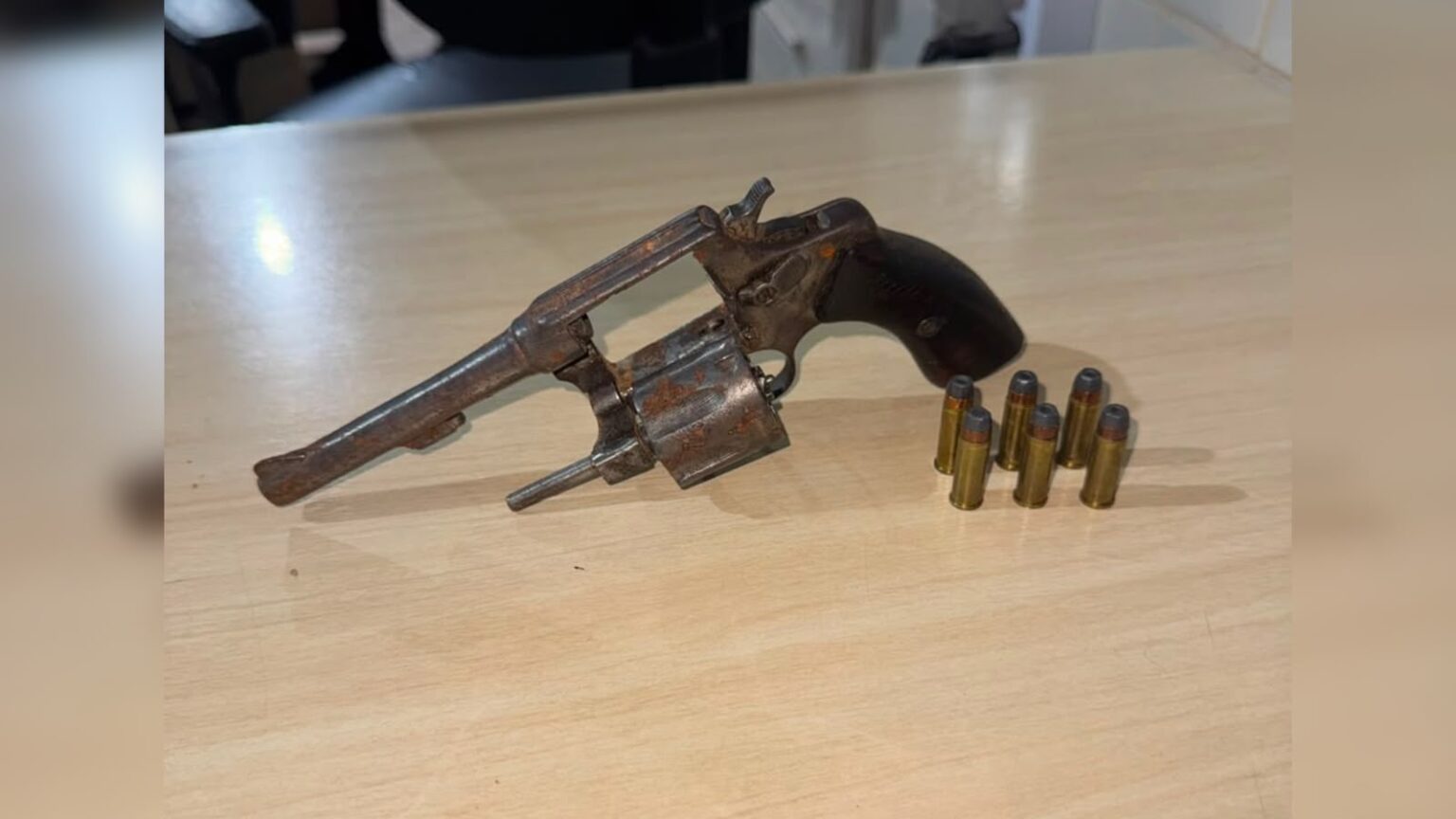 Arma de fogo é apreendida após trabalho de investigação da Polícia Militar em Marabá
