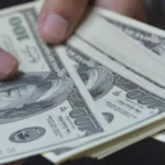 Congresso decide futuro da tributação sobre compras internacionais de até US$ 50