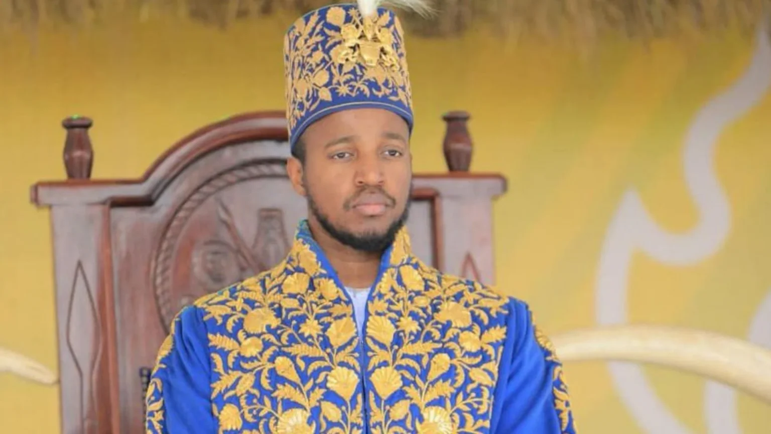 Morre aos 34 anos o rei de Uganda, Oyo Rukidi IV, monarca mais jovem do mundo