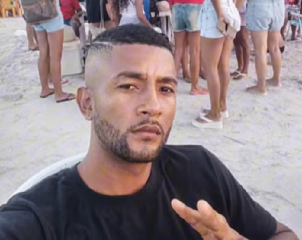 Homem esfaqueado em festa morre após acidente de carro a caminho de hospital no Pará