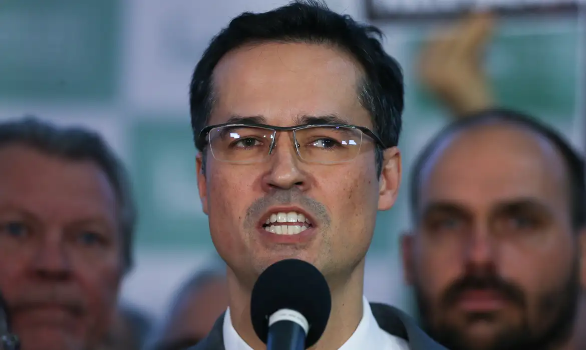 Maioria do TSE mantém suspensão da campanha de Deltan Dallagnol ao Senado