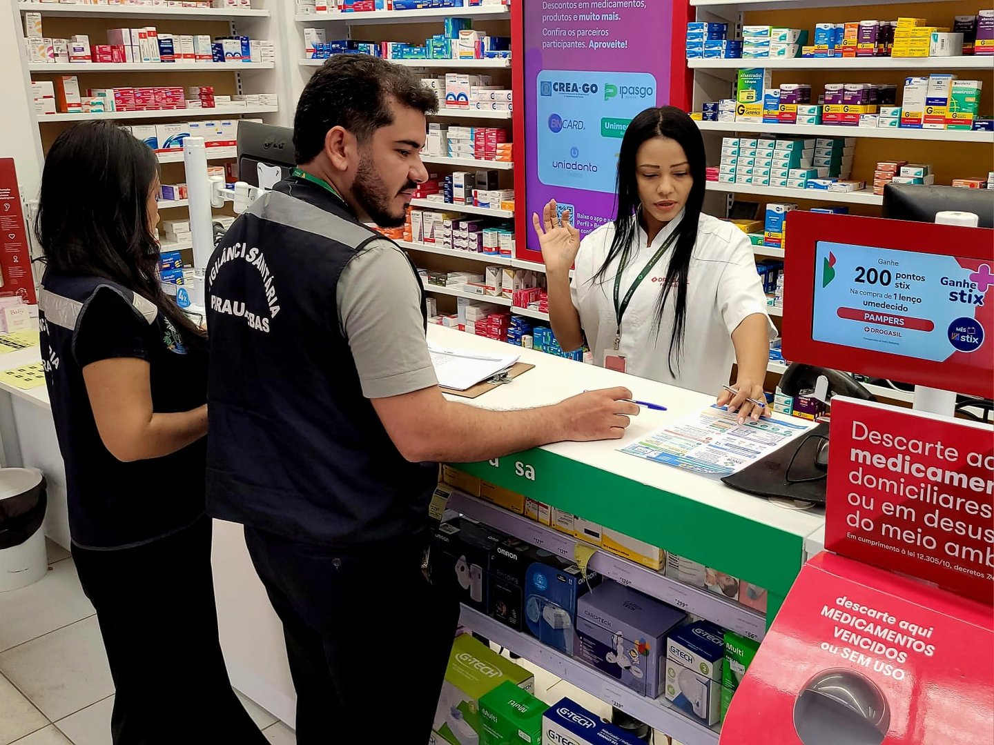 Vigilância Sanitária orienta farmácias sobre nova etapa do Sistema Nacional de Controle de Receituários