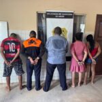 Polícia prende cinco pessoas em casa atrás de igreja usada para preparar drogas para ‘delivery’ no Pará