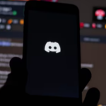 Discord classifica risco de suicídio e automutilação como baixo em relatório do ECA Digital