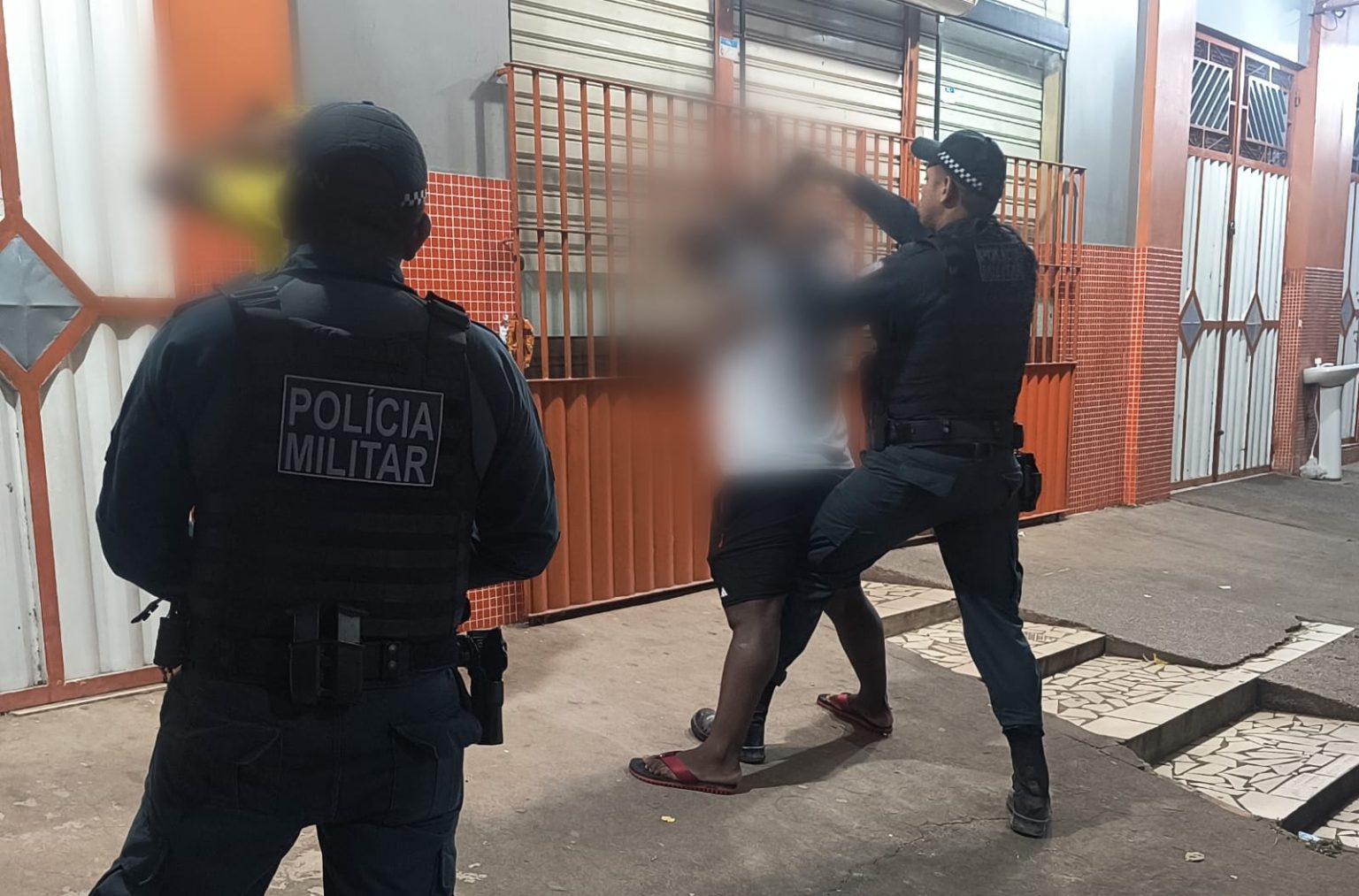 Homem com mandado de prisão por roubo expedido em Goiás é preso pela PM no Pará