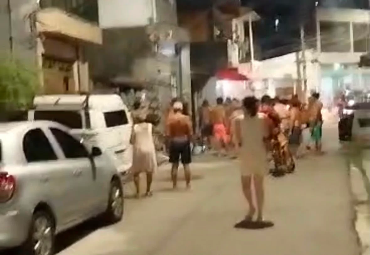 Suspeito de assalto é perseguido e amarrado por moradores no Pará