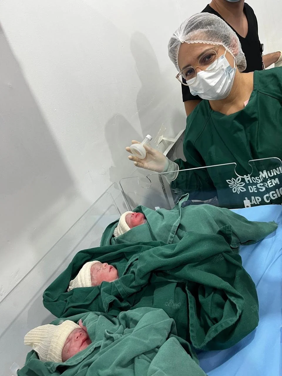 Jovem de 19 anos dá à luz trigêmeos no oeste do Pará