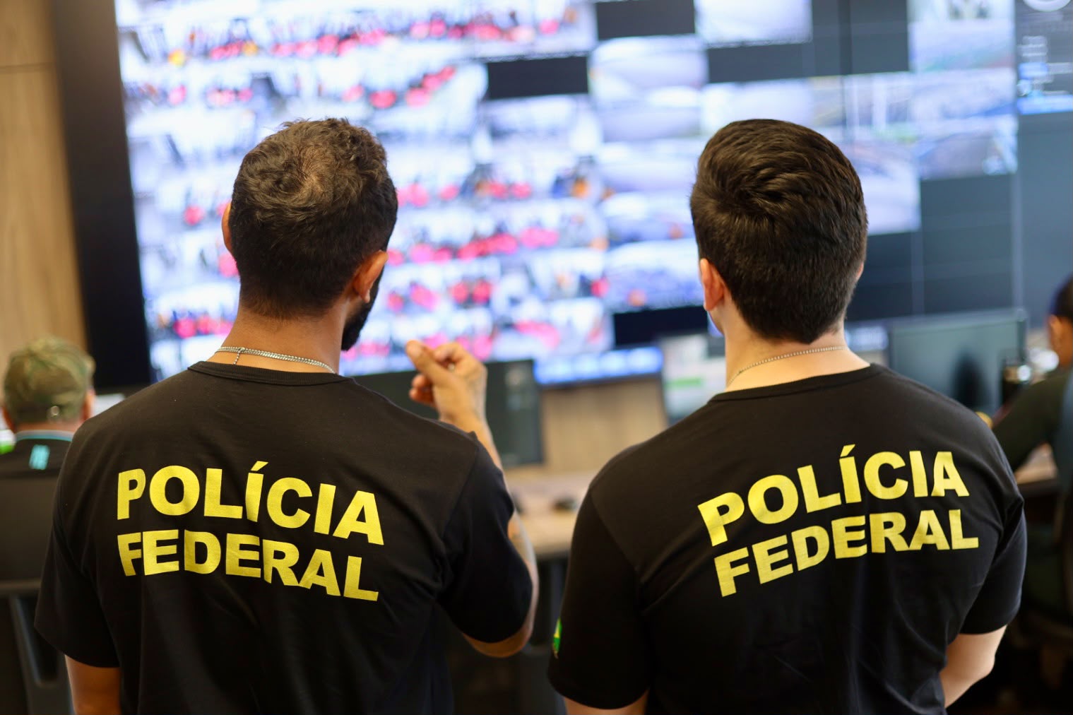 PF autua clube e empresa de vigilância por irregularidade na segurança de jogo em Belém