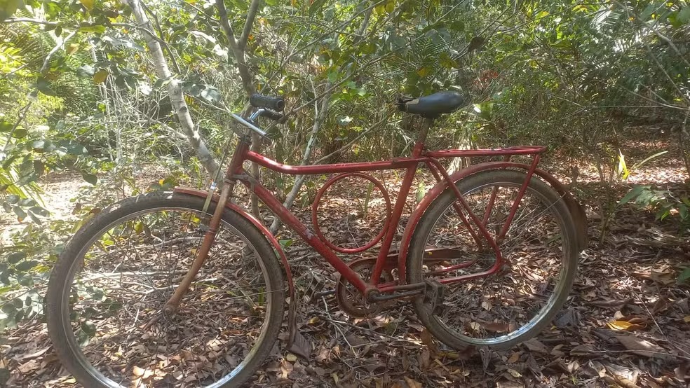 Jovem ‘pega’ bicicleta para não se atrasar, se arrepende e pede perdão ao dono no Pará