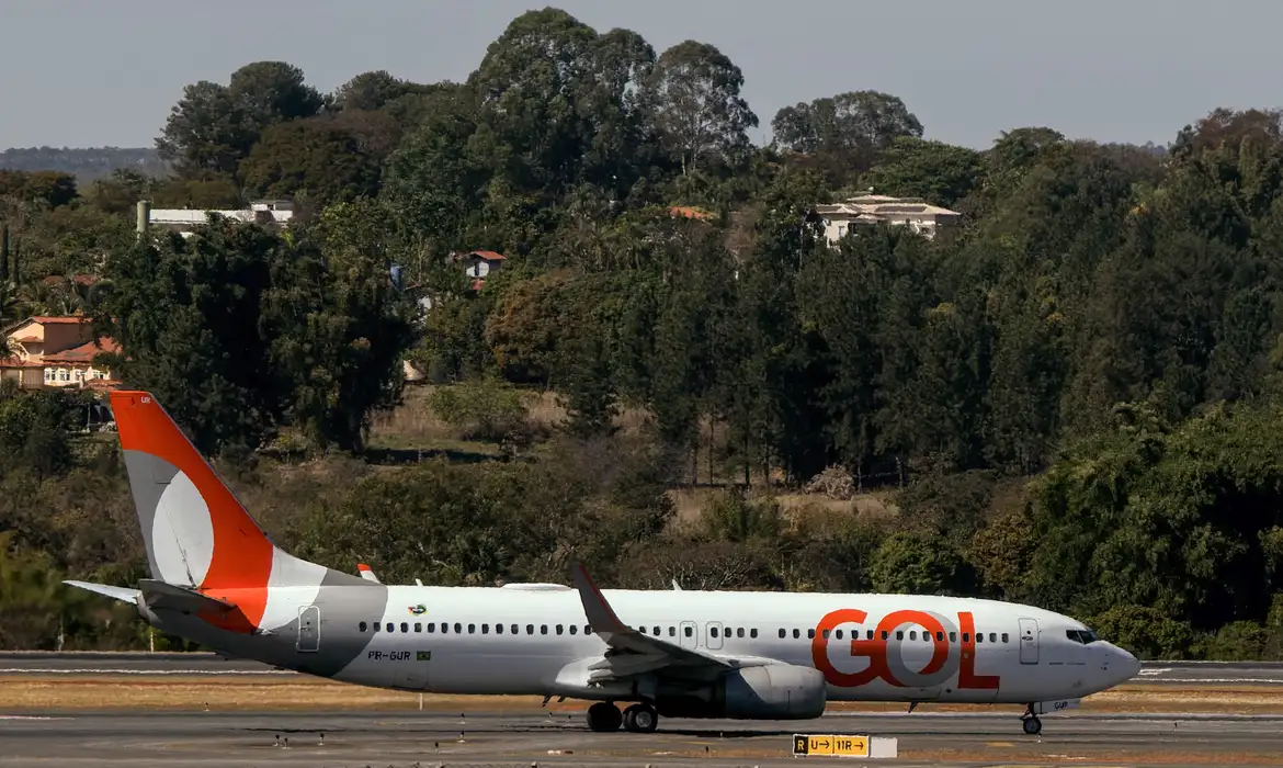 Passageiros indisciplinados em aviões poderão receber multa de R$ 17,5 mil