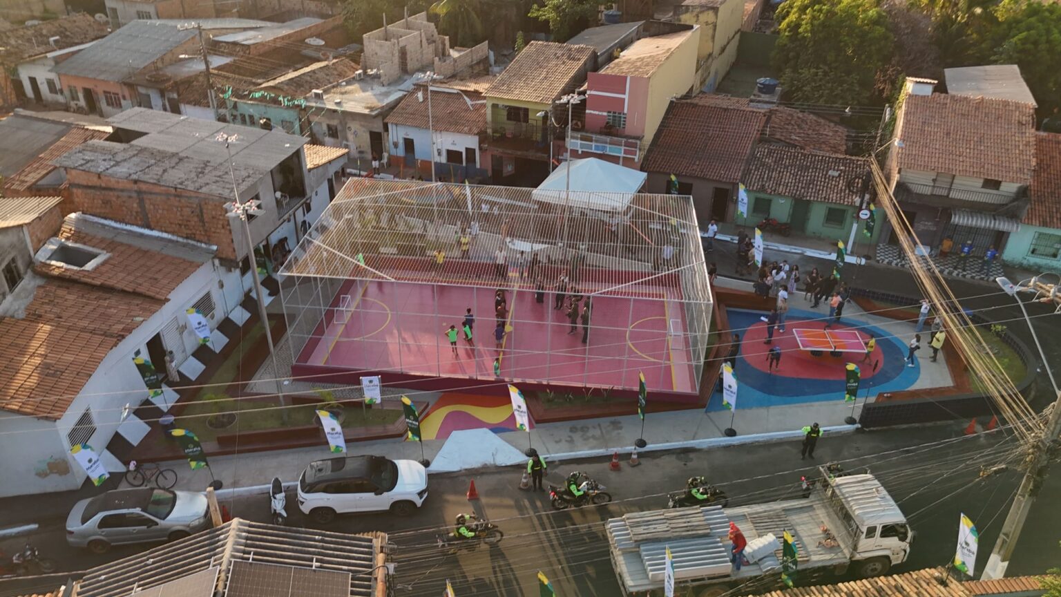 Bairro Santa Rosa ganha novo espaço de esporte e lazer em Marabá