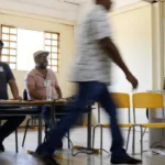 Cerca de 158,7 milhões de eleitores vão às urnas em todo o país
