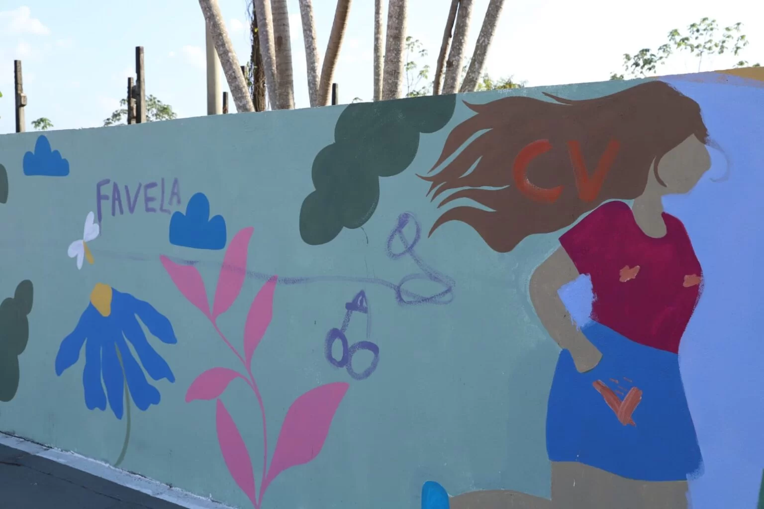 Mural de 96 metros é alvo de vandalismo em praça de Marabá