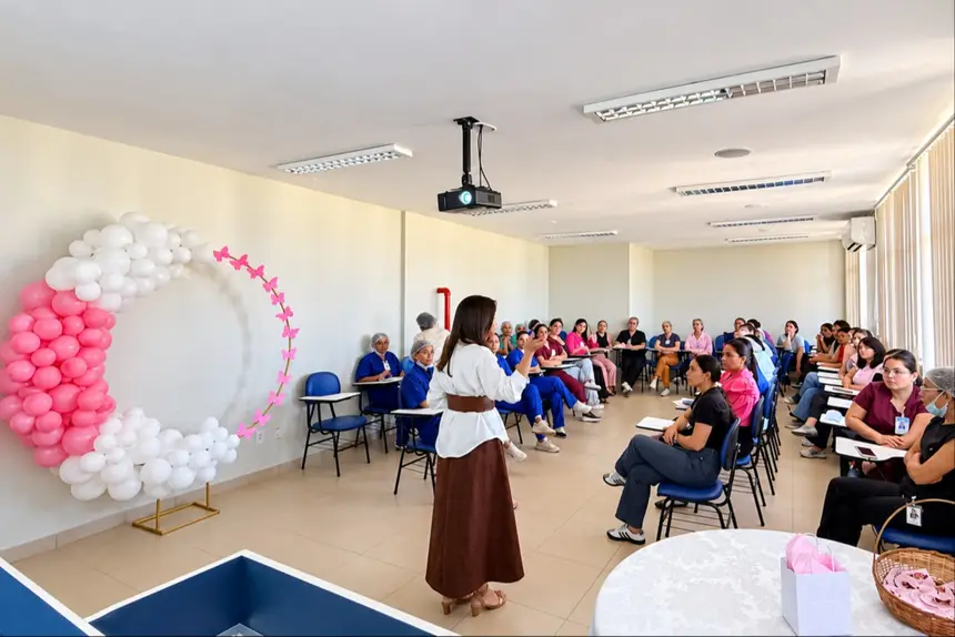 Hospital Regional de Marabá promove ações de autocuidado e prevenção durante Outubro Rosa