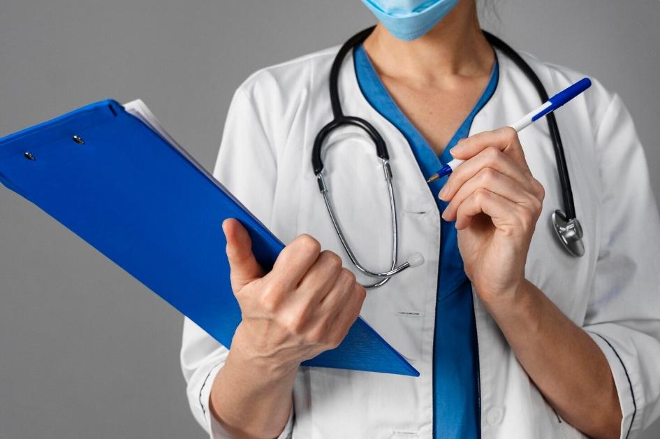 ‘OAB da Medicina’: texto passa em comissão; Câmara e Senado têm até sexta para aprovar