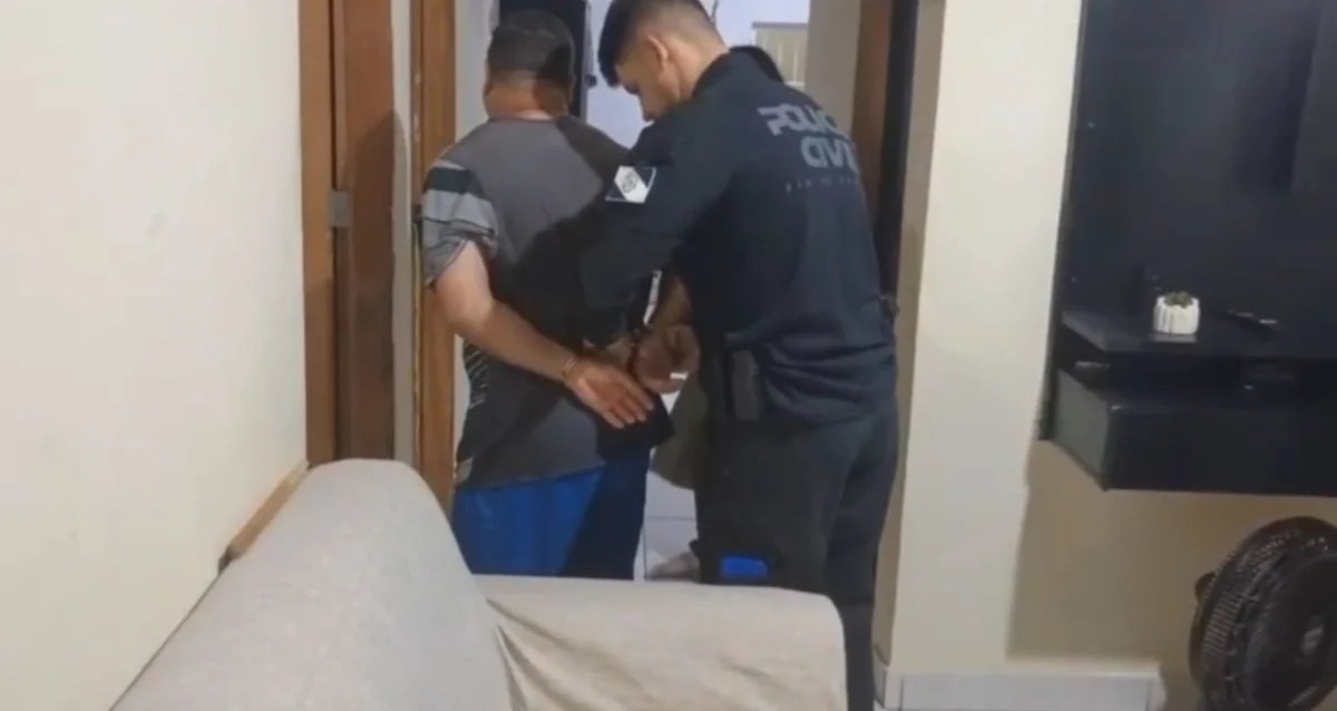 Pastor é preso por abusar de fiéis e criança durante caronas após culto