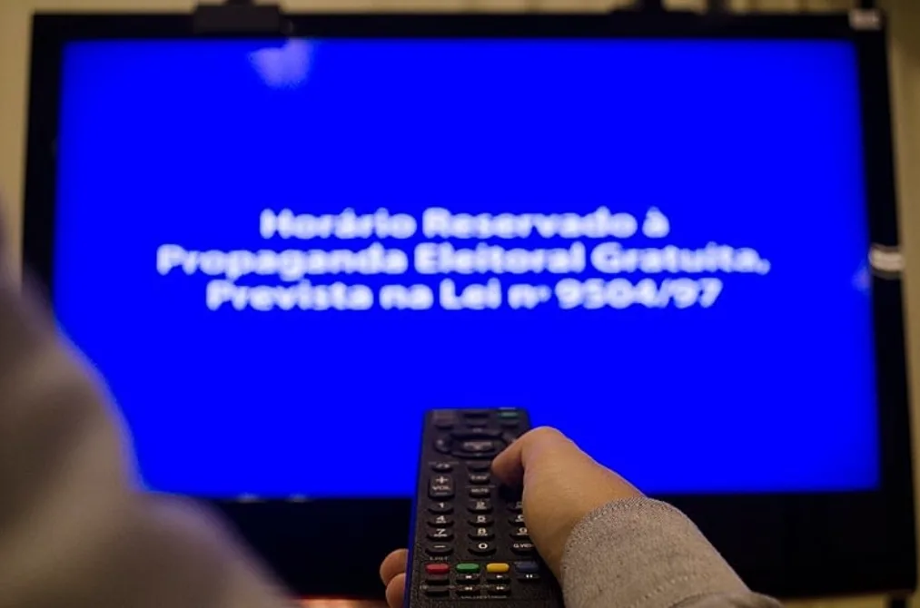 Propaganda eleitoral gratuita no rádio e na TV termina nesta quinta-feira